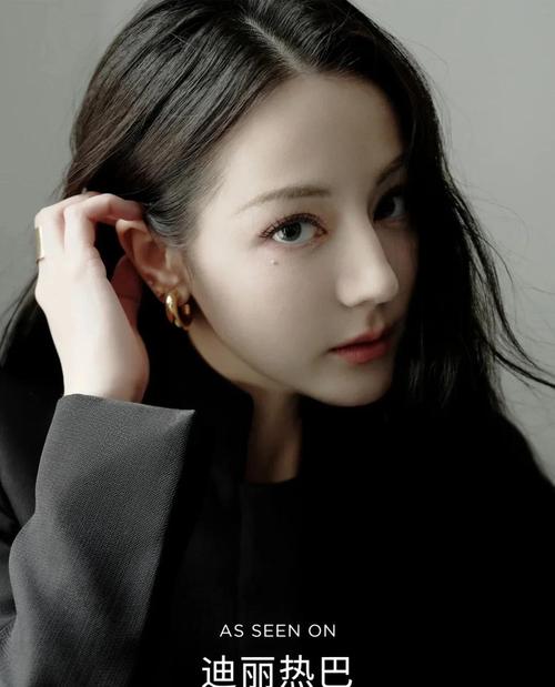 长脸戴什么耳环好看
