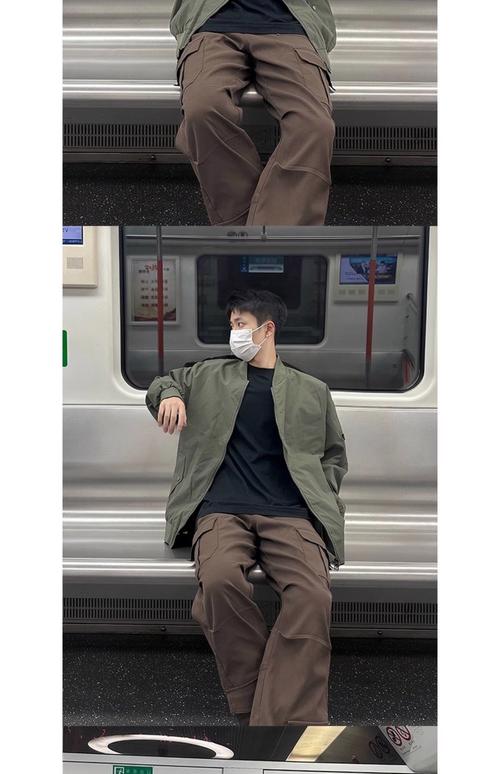 男款军绿外套怎么搭配