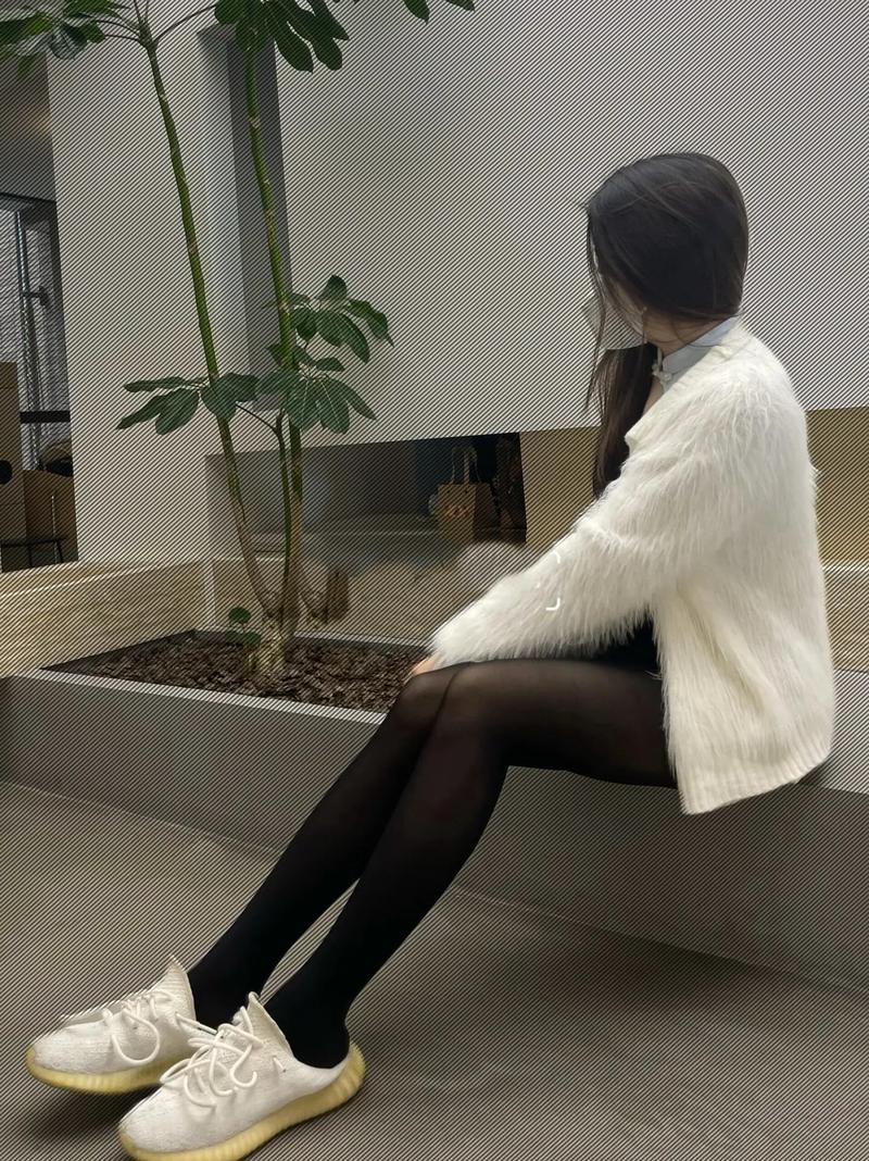 穿黑鞋怎么搭配衣服好看吗