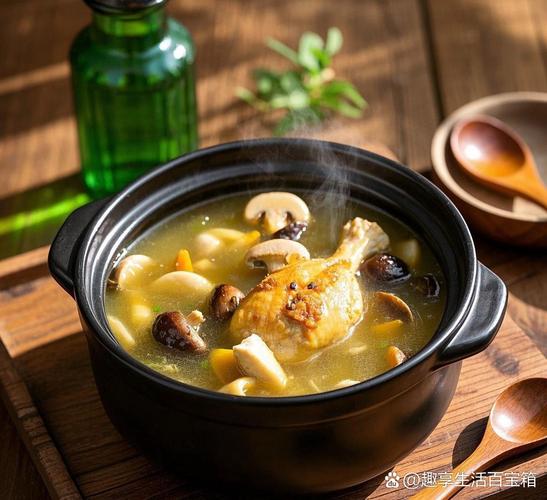 鸡汤里放什么食材好