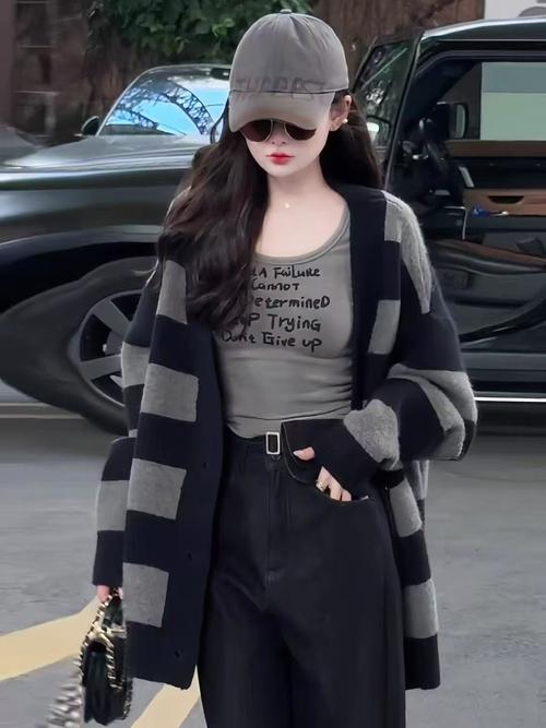 长款条纹外套怎么搭配图片