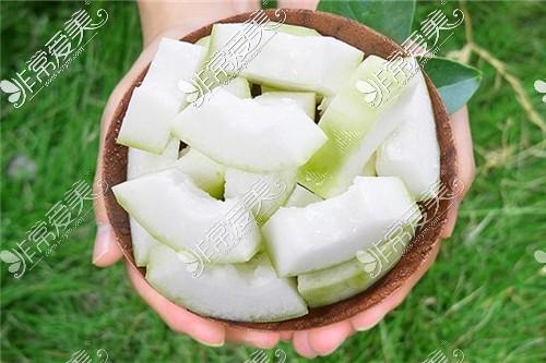 隆鼻手术后吃什么