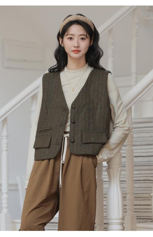背心大衣怎么搭配女