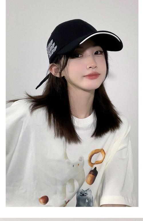 棒球帽颜色怎么搭配