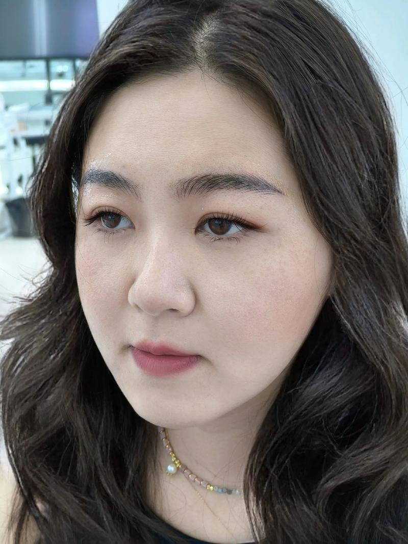 鹅蛋脸适合什么眉毛