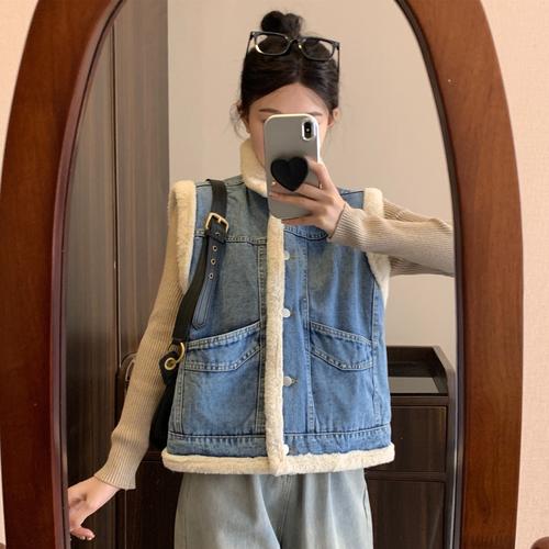 女装马夹外套怎么搭配