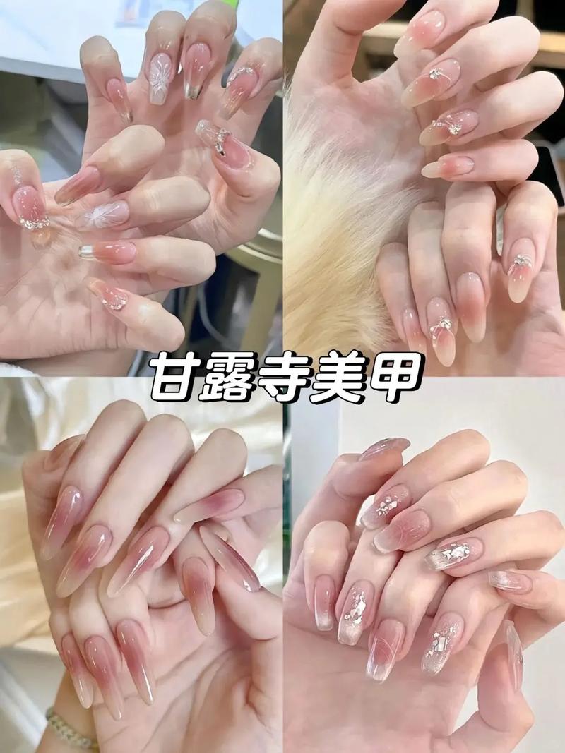美甲怎么搭配