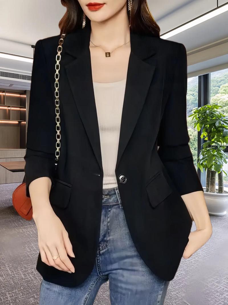 女 黑色长西装外套怎么搭配图片