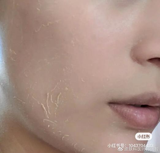 为什么粉底液会搓泥