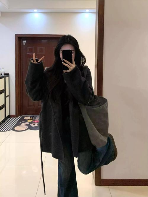 头大冬天怎么穿衣搭配