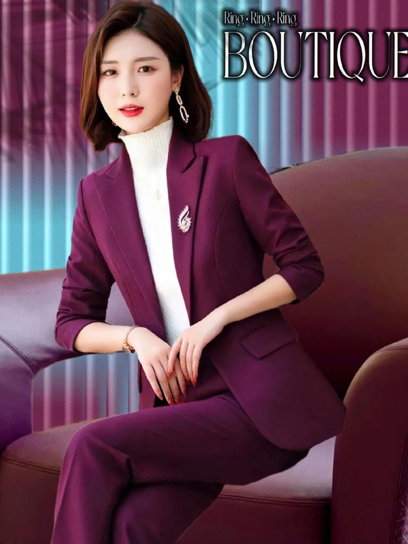 紫红色衣服怎么搭配