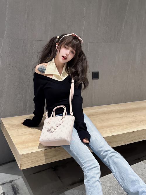 双马尾适合什么衣服