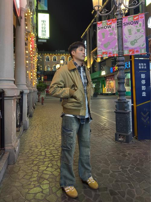 长衬衫外套怎么搭配