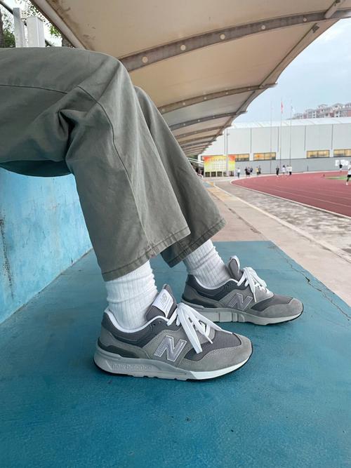 new balance996怎么搭配