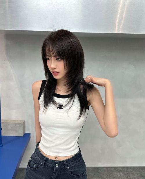 黑头发适合什么发型