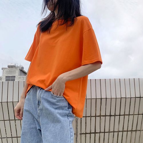 橙色t恤怎么搭配
