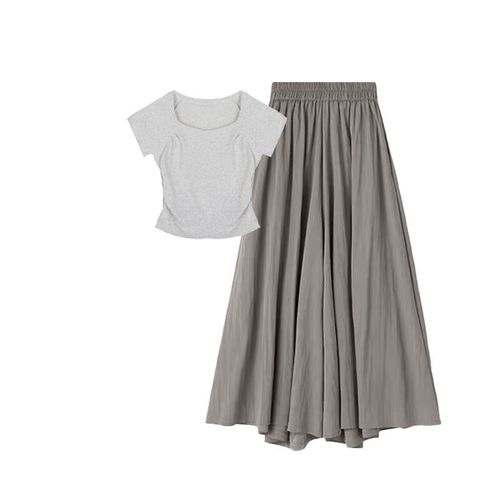 灰色裤裙搭配什么上衣