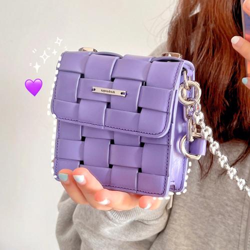 紫色包包怎么搭配