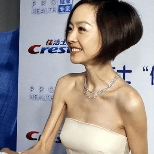 女明星为什么那么瘦