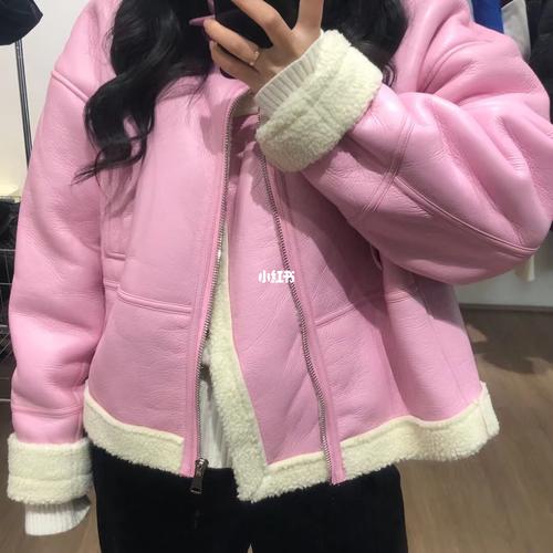 粉色机车冬怎么搭配