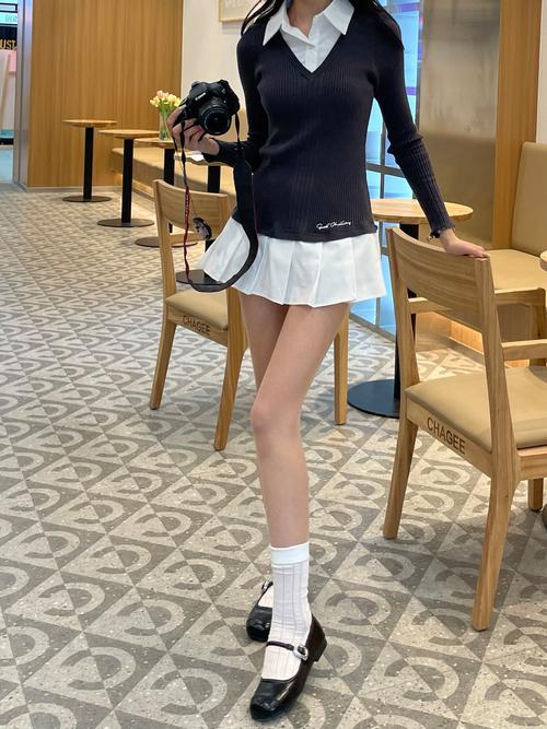 袜子鞋女怎么搭配