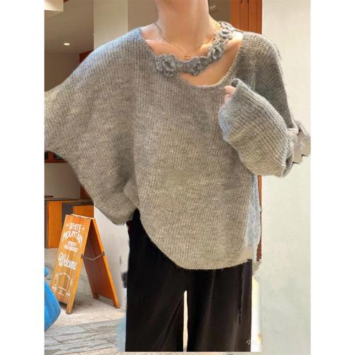 蝙蝠衫小毛衣怎么搭配