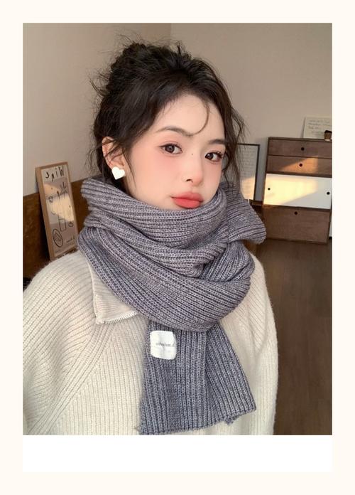 围脖应该怎么搭配衣服
