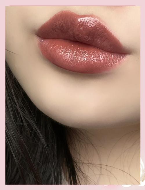 什么颜色口红显年轻