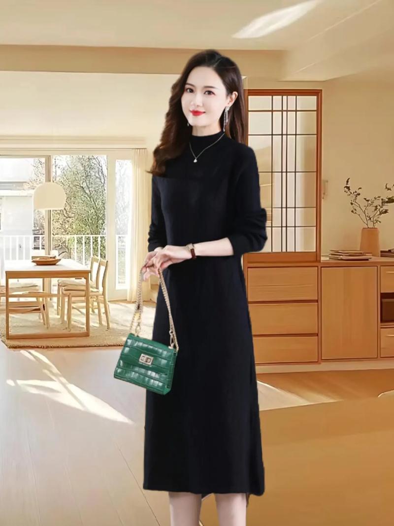呢子的冬连衣裙怎么搭配