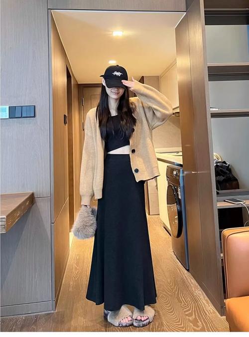 鱼尾裙配什么鞋子好看