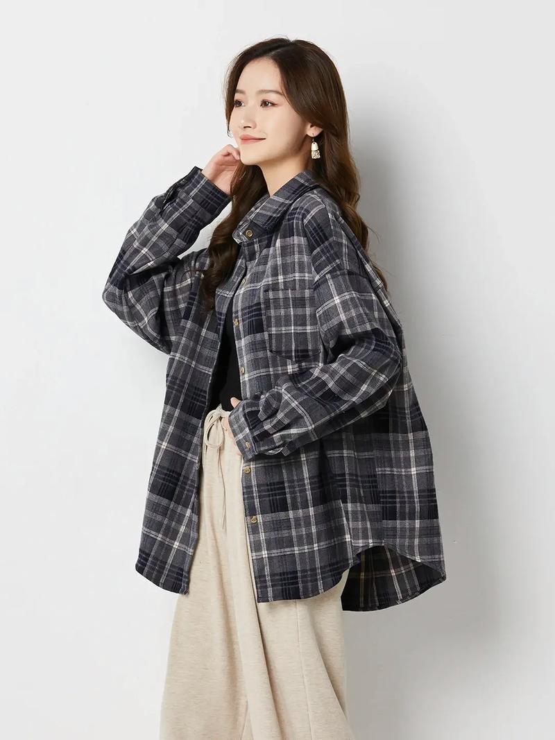 女生方格衬衫怎么搭配图片