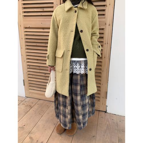 黄绿色羊毛大衣怎么搭配