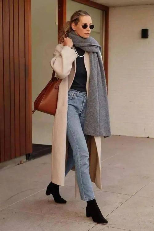 毛呢鞋子怎么搭配衣服