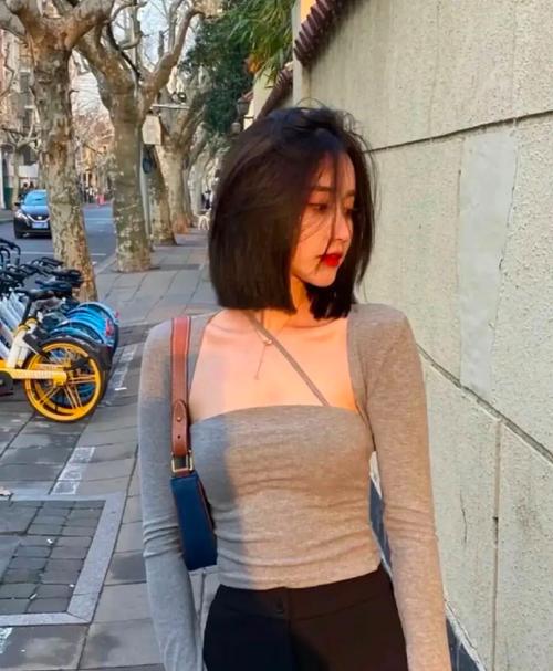 什么发型显脖子长