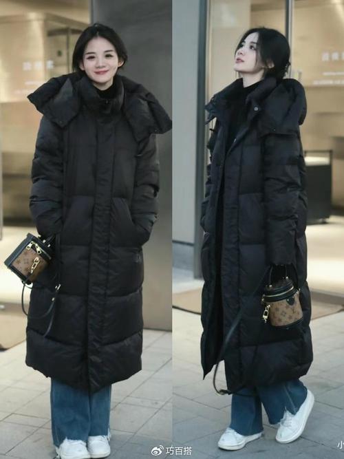 穿黑色长款羽绒服怎么搭配好看