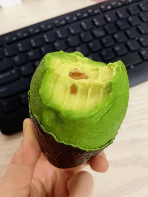 什么样的牛油果好