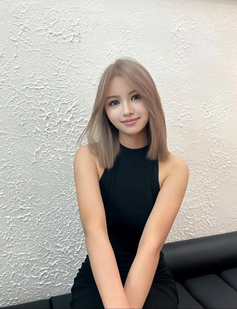 冷黄皮适合什么颜色