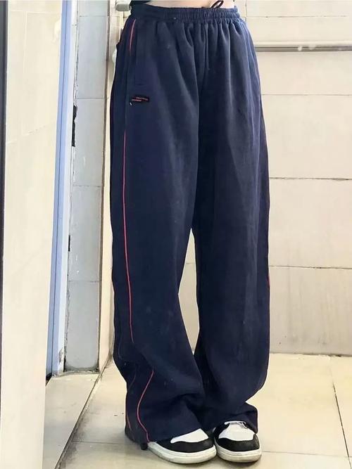 跳高穿什么裤子