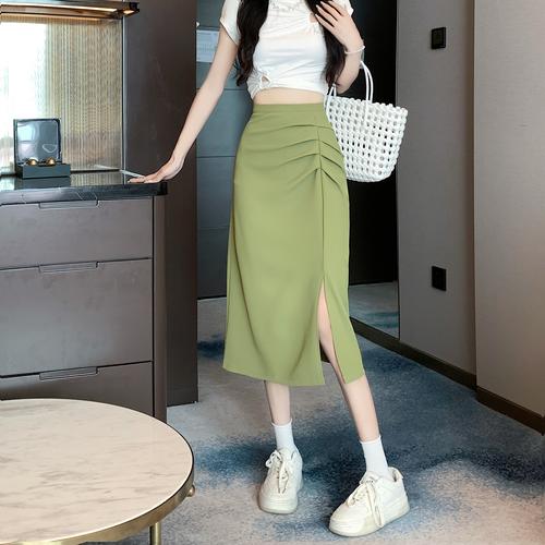 半身皮包裙怎么搭配图片