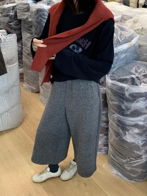 羊毛裤子怎么搭配图片