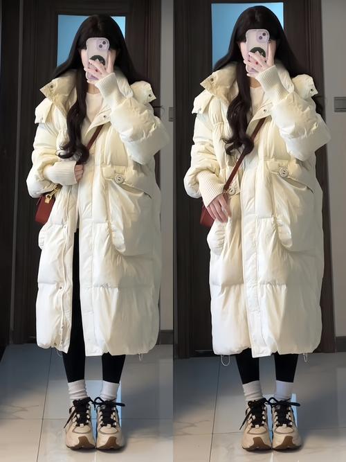 长款羽绒服配什么包