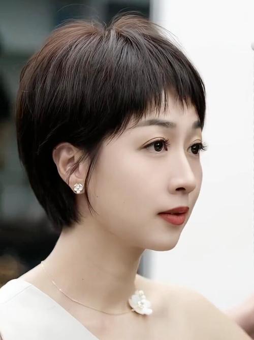 什么人适合剪短发