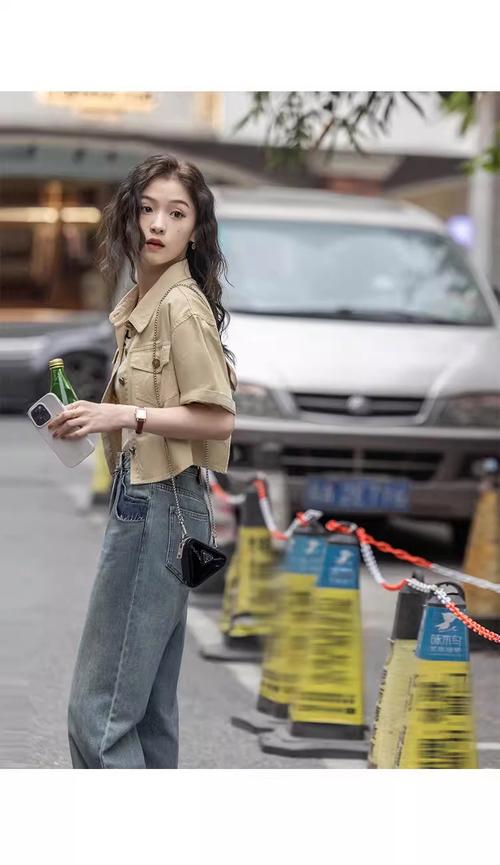 短衬衣外套怎么搭配图片