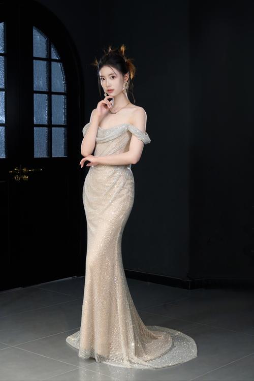 晚礼服是什么意思