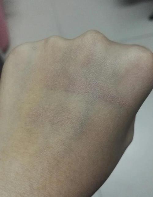 蜜丝佛陀粉底霜最新款