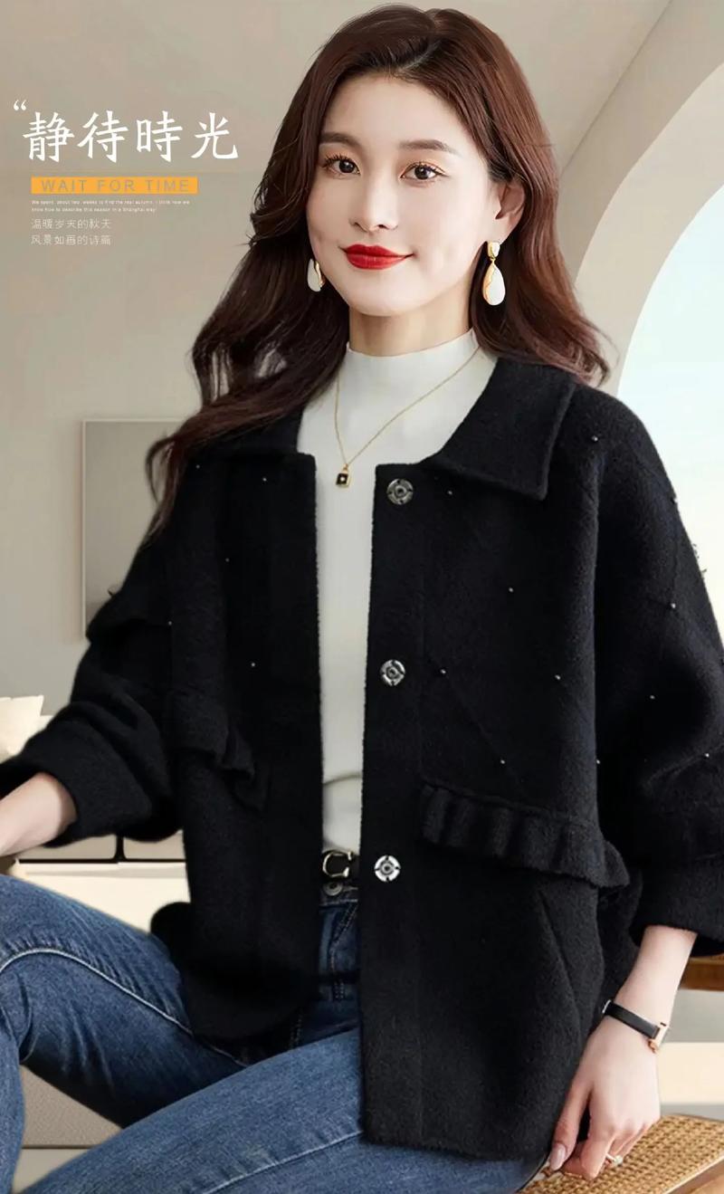 黑色中款毛呢外套怎么搭配图片