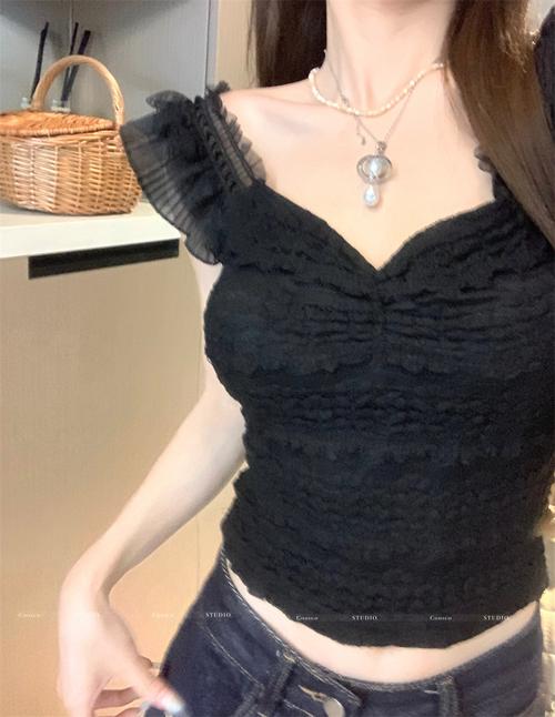 黑色蕾丝背心怎么搭配图片欣赏