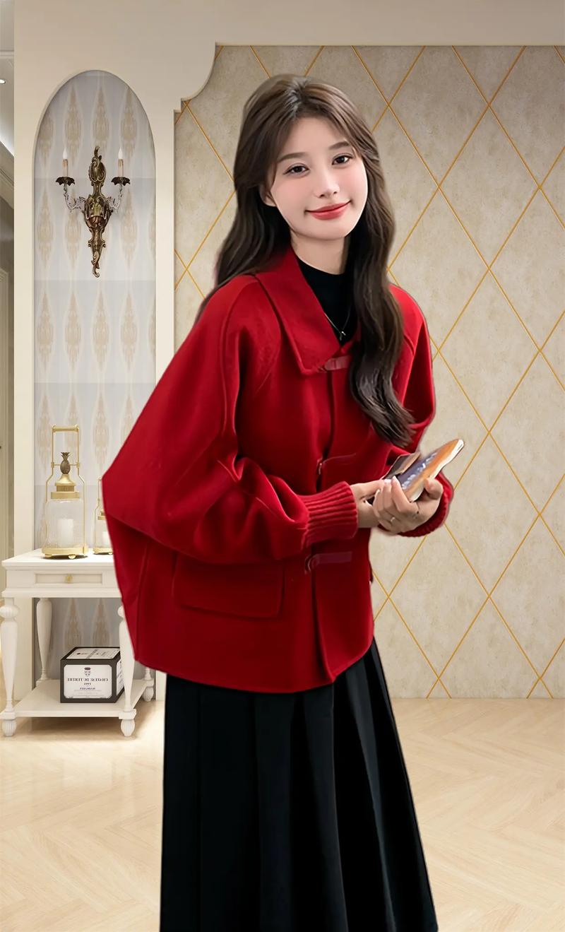 短款红羊绒大衣怎么搭配图片欣赏