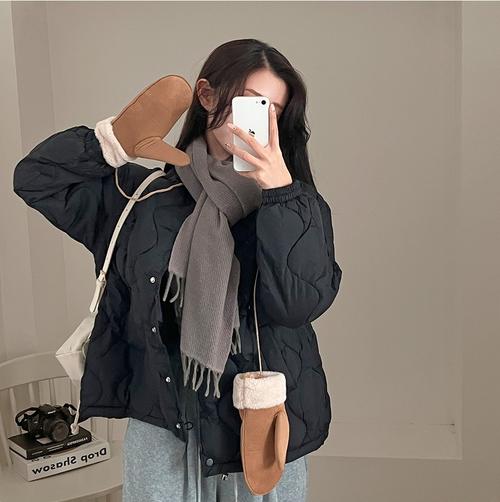 冬季无袖大衣怎么搭配图片女