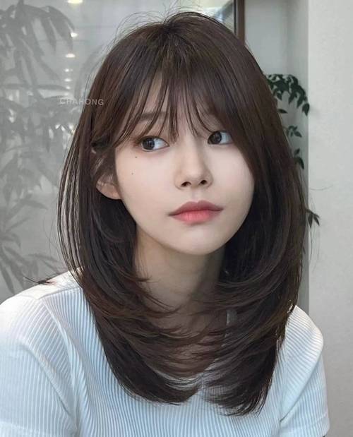 长发剪什么刘海好看